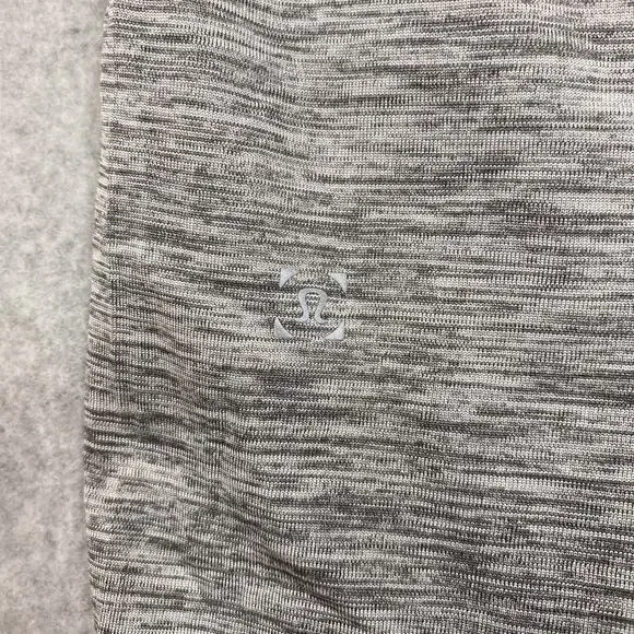 Lululemon Shirt Mens Size L Metal Vent Tech Short Sleeve V Neck in Slate White - Picture 6 of 8